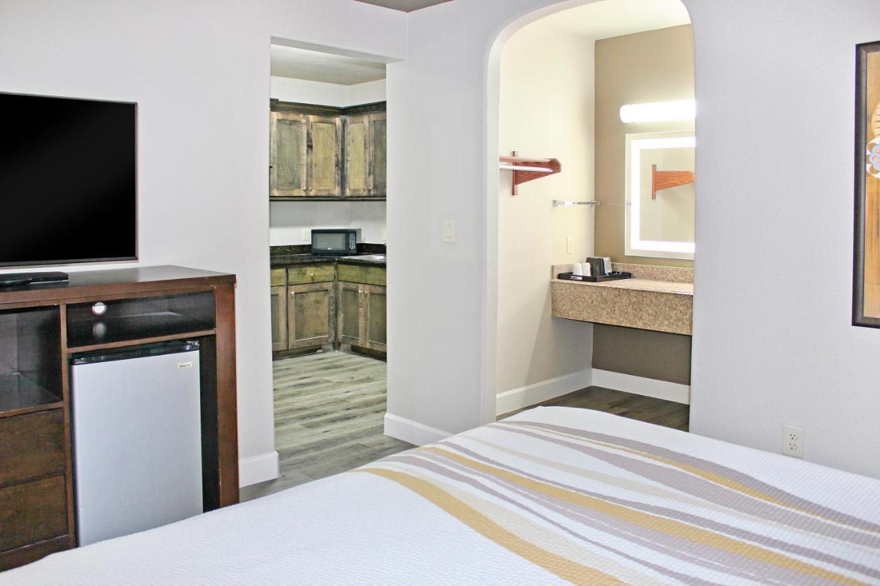Palacio Royale Houston Nw At Beltway 8 מראה חיצוני תמונה